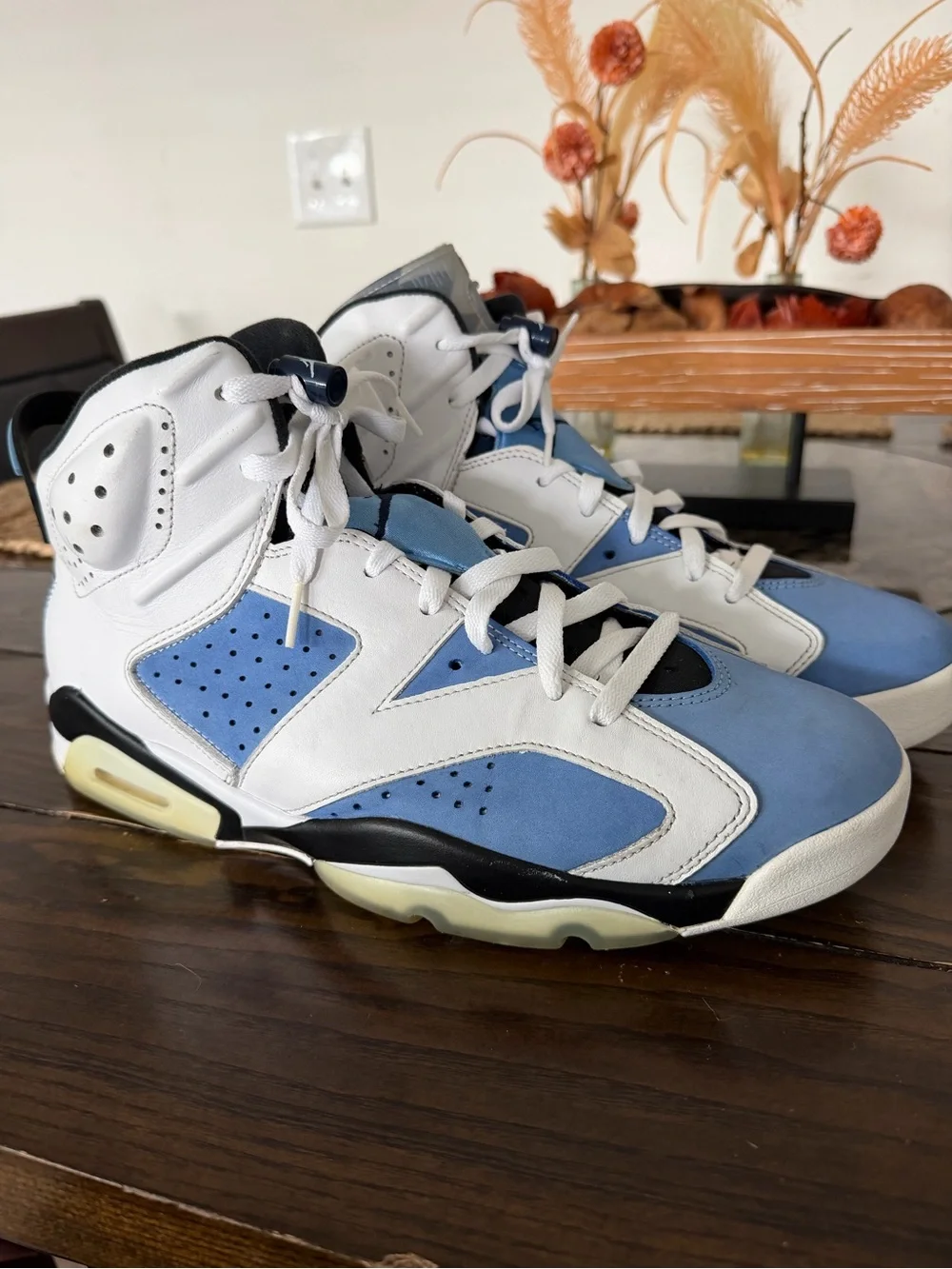 Air Jordan 6 “UNC” men size 12